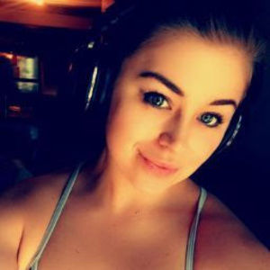 Meet your Posher, Liz